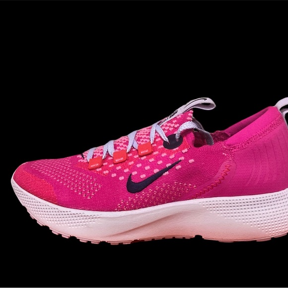 NIKE REACT ESCAPE RUNNING FLYKNIT PINK PRIME WOMEN SHOES - Picture 3 of 10